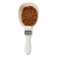 Pet food scoop with LCD screen and multiple measurement units