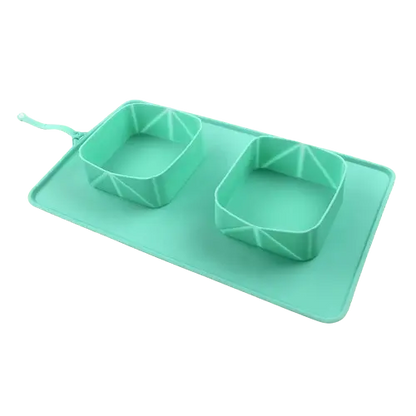 Non-toxic silicone pet water bowl ensuring safety and convenience for your furry friend. Buy for Dog