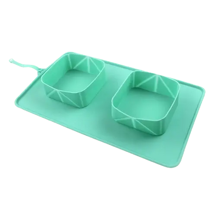 Non-toxic silicone pet water bowl ensuring safety and convenience for your furry friend. Buy for Dog