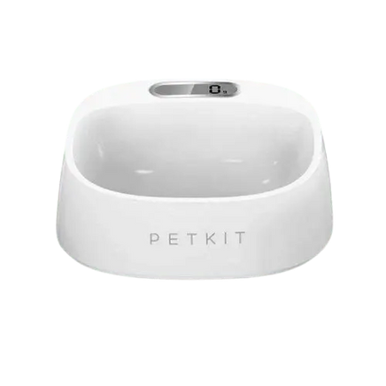Smart dog bowl with digital scale display for accurate portion control.
